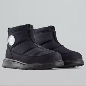 NEW with Box.  Canada Goose Cypress Puffer Boot